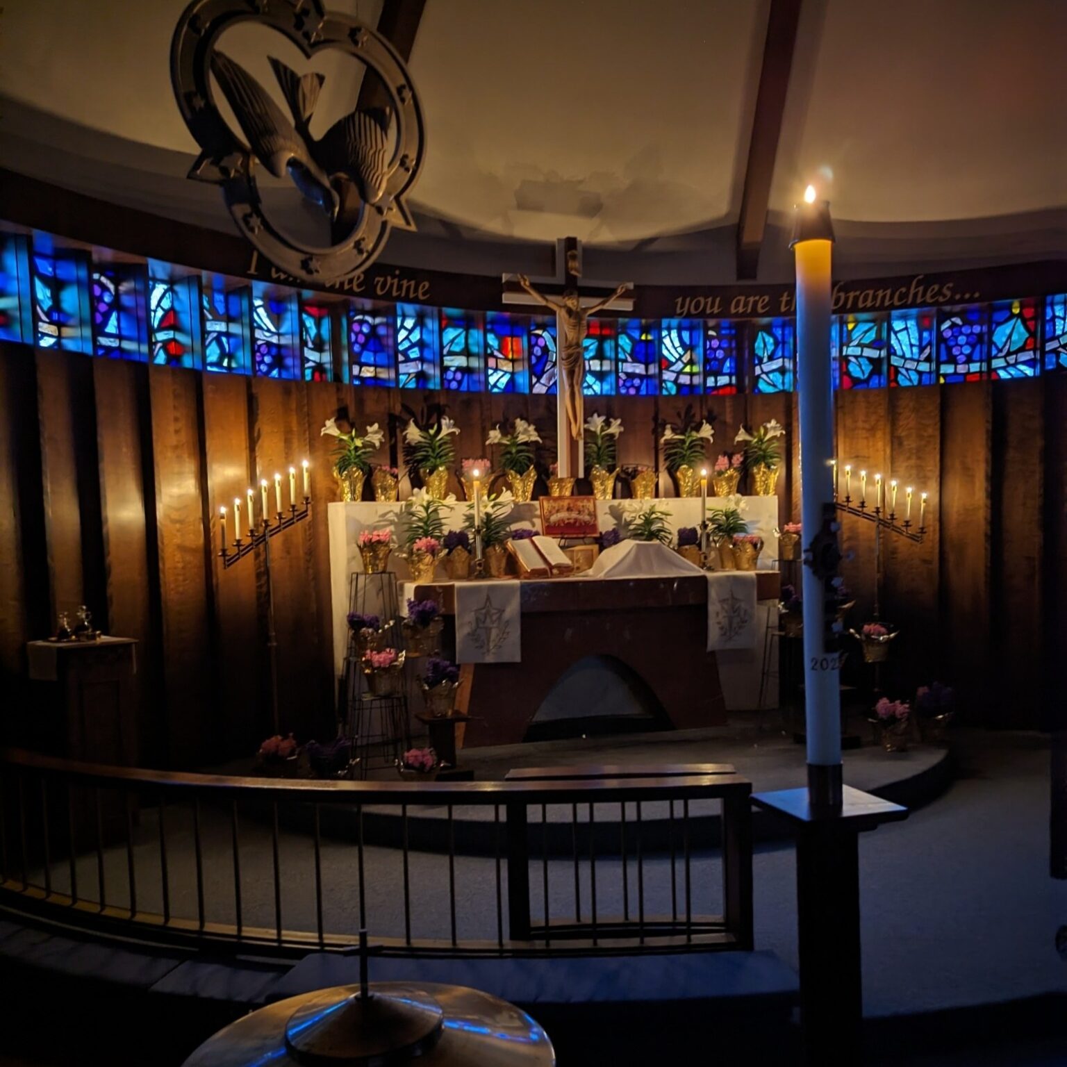 Easter Mount Living Between Good Friday and Easter - Mount Zion Lutheran Church